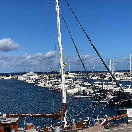 Fewo Strandstrasse - Fuehrt Auf Die Schoene Ostsee-Seebruecke Kuehlungsborn Luaran gambar