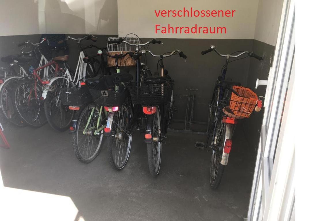 Fewo Strandstrasse - Fuehrt Auf Die Schoene Ostsee-Seebruecke Kuehlungsborn Luaran gambar