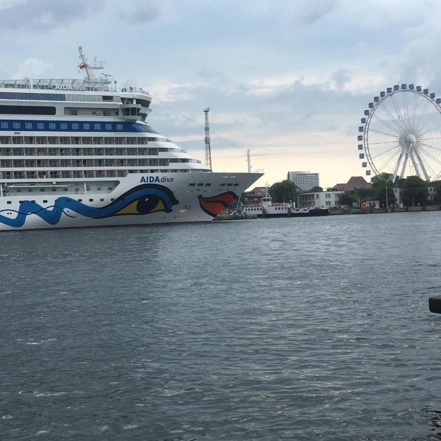 Fewo Strandstrasse - Fuehrt Auf Die Schoene Ostsee-Seebruecke Kuehlungsborn Luaran gambar